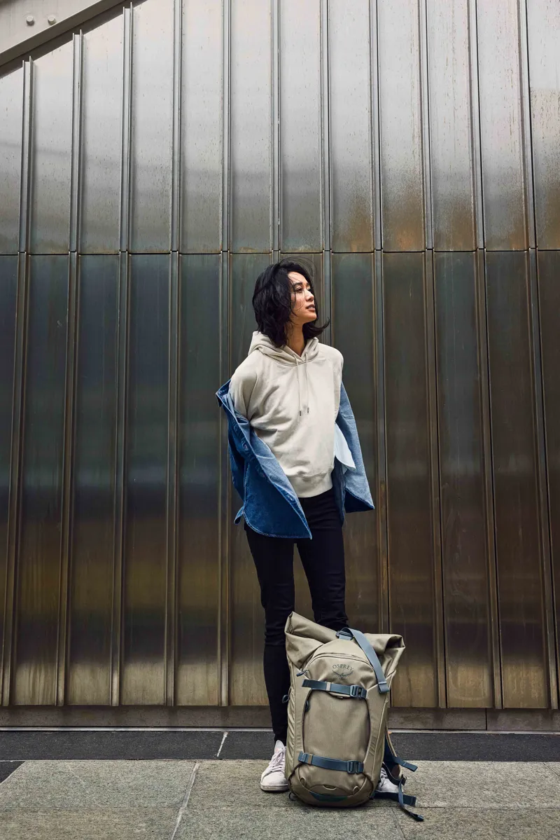 Osprey Metron 22 Roll Top Backpack Black-7